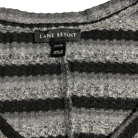 Lane Bryant Womens Sweater Plus Size 22/24 V Neck Striped Long Sleeve Gray Black - Picture 5 of 12